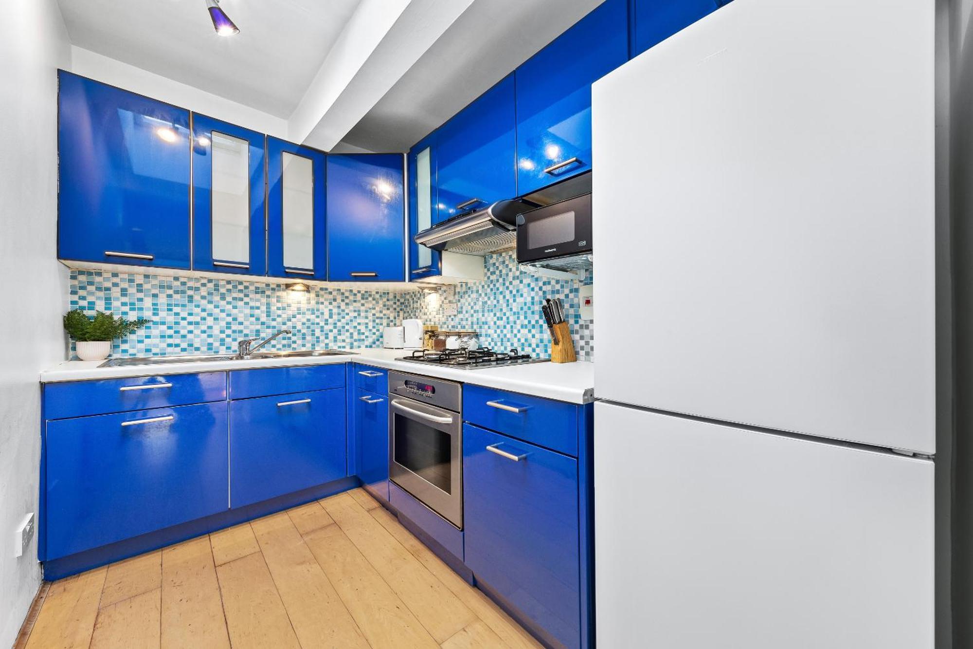 Balcony Blue Theme 1 Bedroom Central London Luxury Flat Near Hyde Park! Accommodates Up To 6! Double Sofa Bed And Next To Station! Dış mekan fotoğraf