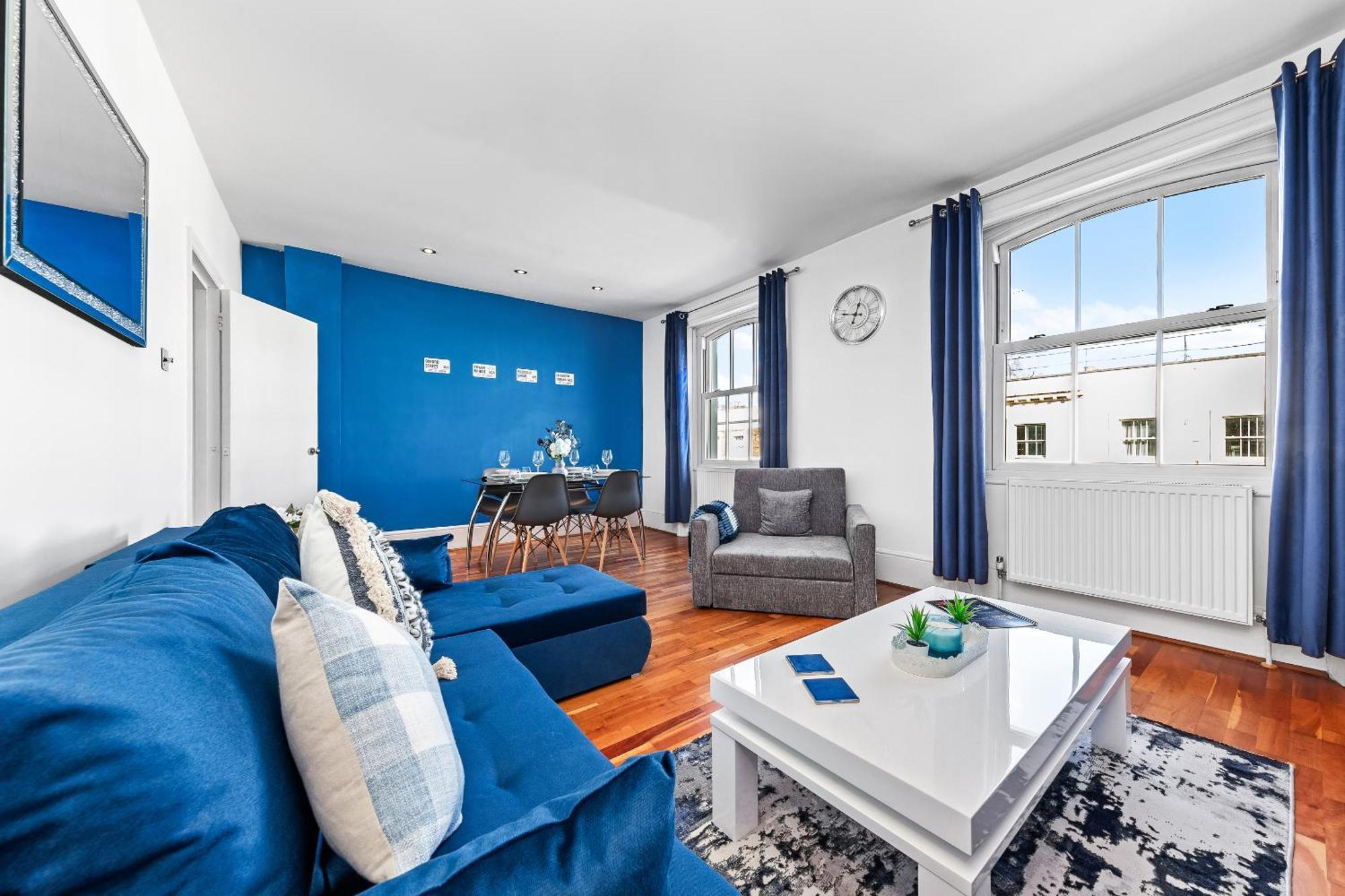 Balcony Blue Theme 1 Bedroom Central London Luxury Flat Near Hyde Park! Accommodates Up To 6! Double Sofa Bed And Next To Station! Dış mekan fotoğraf