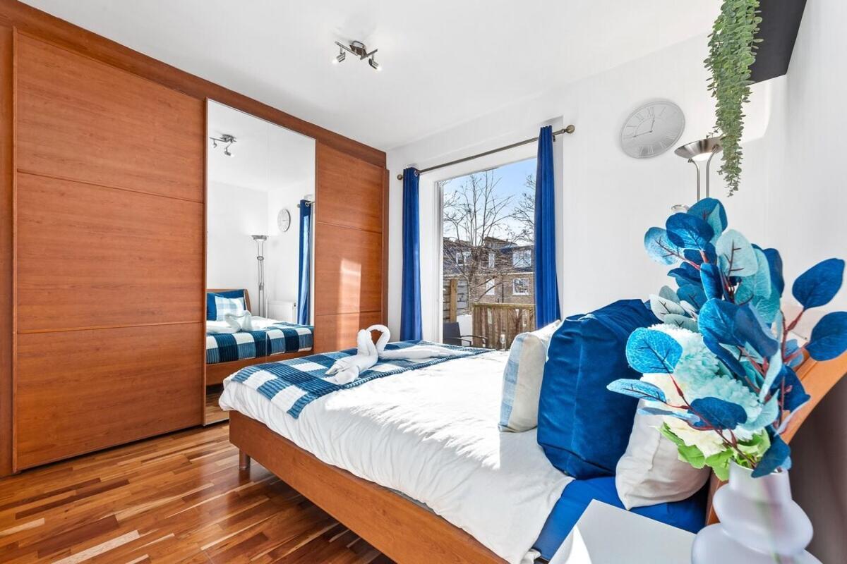 Balcony Blue Theme 1 Bedroom Central London Luxury Flat Near Hyde Park! Accommodates Up To 6! Double Sofa Bed And Next To Station! Dış mekan fotoğraf